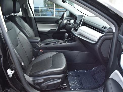 Used 2022 Jeep Compass Limited AWD/4WD image 38