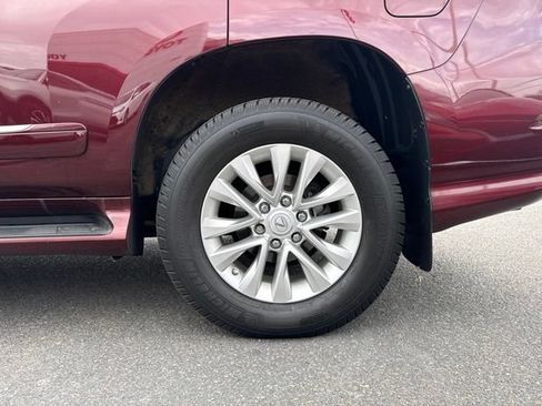 Used 2016 Lexus GX 460 w/ Premium Package AWD/4WD image 10