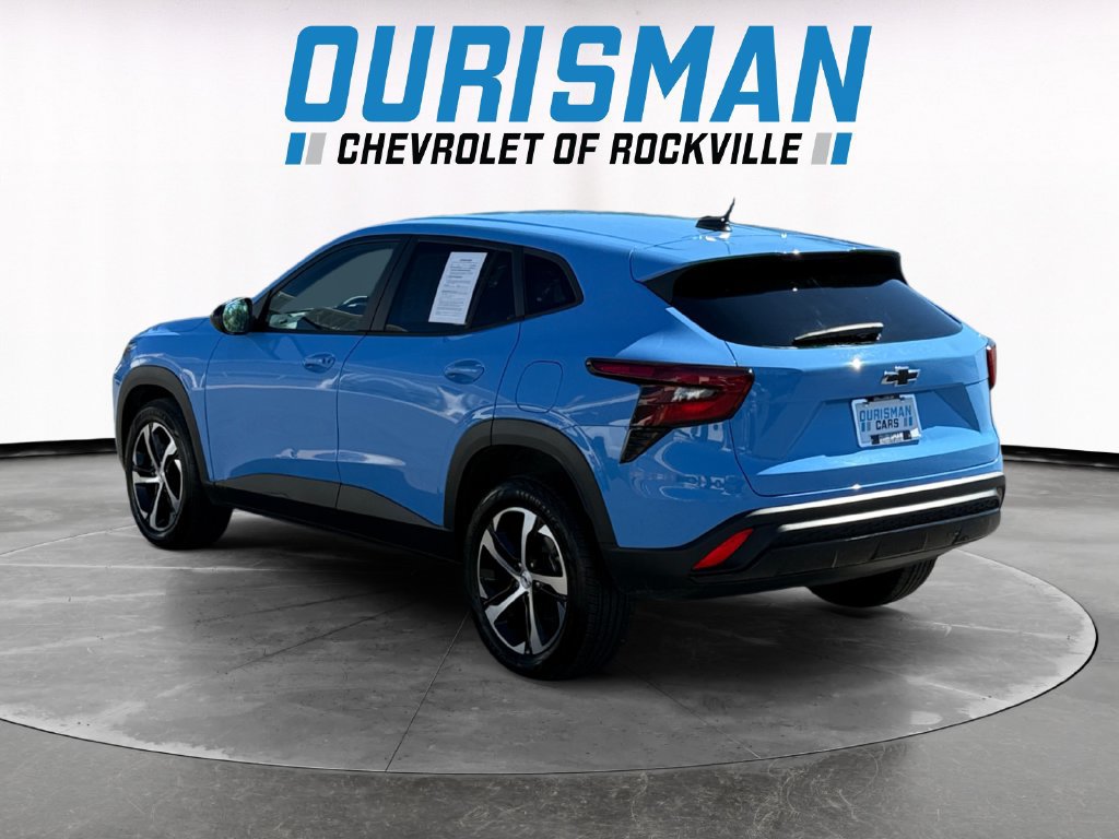 Used 2024 Chevrolet Trax RS FWD image 4