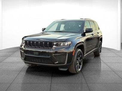 New 2026 Jeep Grand Cherokee Altitude