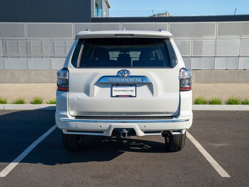 Used 2018 Toyota 4Runner Limited AWD/4WD image 7