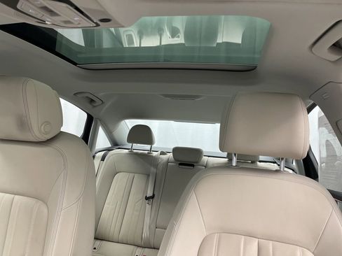 Used 2024 Audi A6 Premium Plus image 9