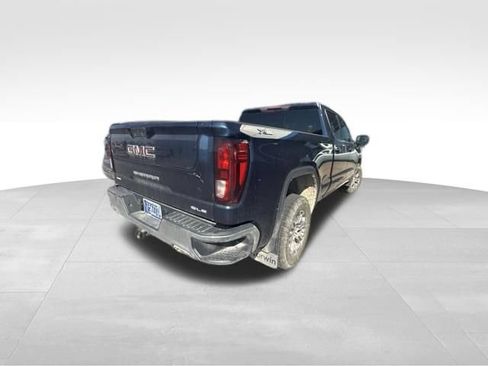 Used 2021 GMC Sierra 1500 SLE w/ X31 Off-Road Package AWD/4WD image 17