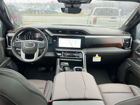 New 2026 GMC Sierra 1500 Denali w/ Denali Reserve Package image 10