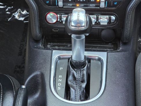 Used 2019 Ford Mustang Premium RWD image 24