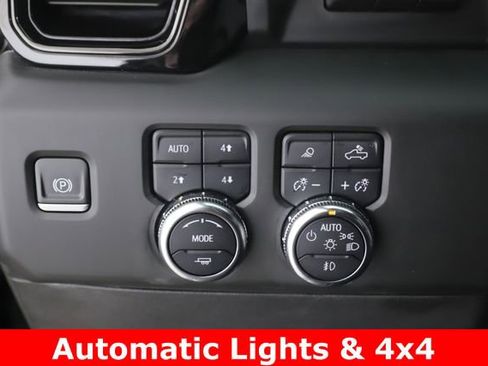Used 2024 GMC Sierra 1500 AT4 w/ Technology Package AWD/4WD image 21
