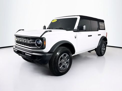 Used 2025 Ford Bronco Big Bend image 3