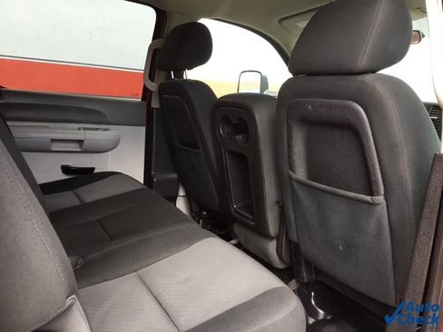 Used 2013 Chevrolet Silverado 3500 W/T w/ Snow Plow Prep Package image 36