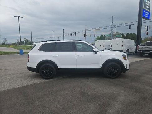 Used 2025 Kia Telluride AWD image 5