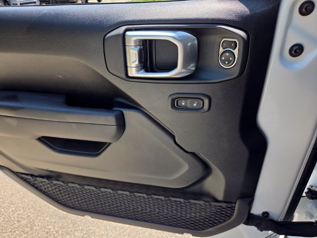 Used 2026 Jeep Wrangler Unlimited Sport AWD/4WD image 22