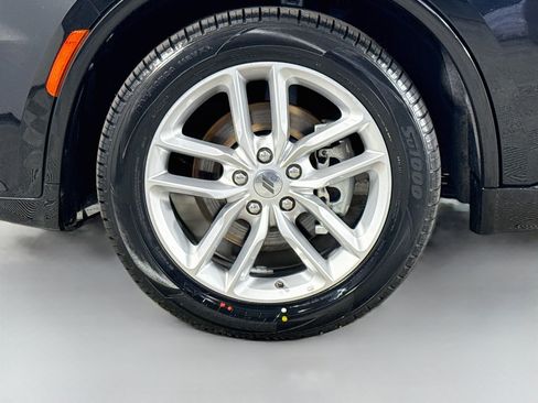 Used 2022 Dodge Durango GT RWD image 38