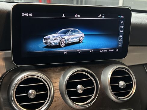 Used 2019 Mercedes-Benz C 300 Sedan image 22