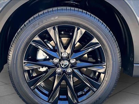 Used 2021 MAZDA CX-5 Carbon Edition image 11