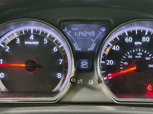 Used 2015 Nissan Versa SV image 18