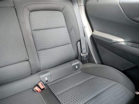Used 2025 Chevrolet Equinox LT FWD image 14