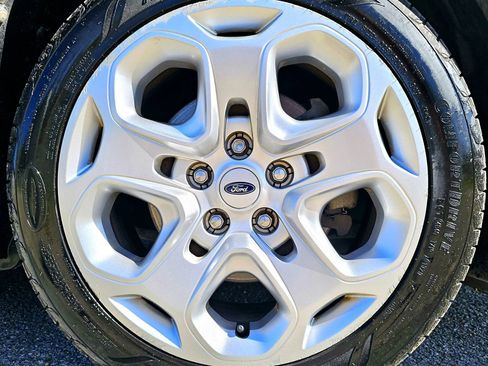 Used 2010 Ford Fusion SE image 7