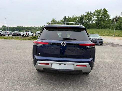Used 2023 Nissan Pathfinder SL w/ Lighting Package (N92) AWD/4WD image 27