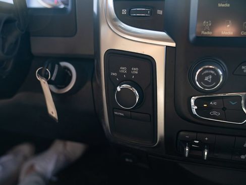Used 2015 RAM 2500 Big Horn AWD/4WD image 17