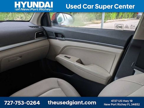 Used 2018 Hyundai Elantra SEL FWD image 15