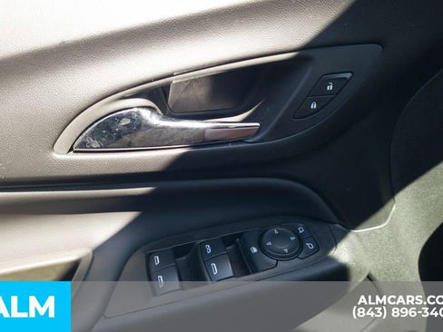 Used 2024 Chevrolet Equinox LT image 14