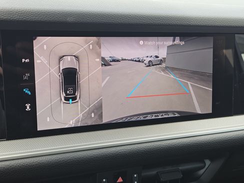 Certified 2026 Porsche Cayenne Coupe AWD/4WD image 18