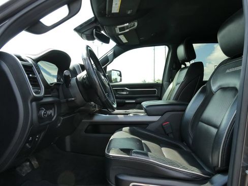 Used 2021 RAM 1500 Laramie w/ Sport Appearance Package AWD/4WD image 22