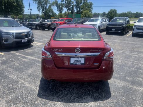 Used 2014 Nissan Altima 2.5 SL w/ Technology Package FWD image 6