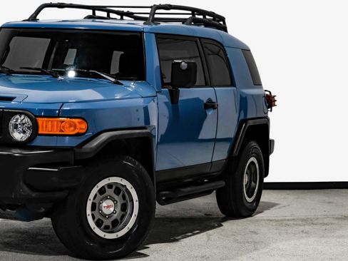 Used 2014 Toyota FJ Cruiser 4WD w/ Trail Teams Ultimate Edition image 13