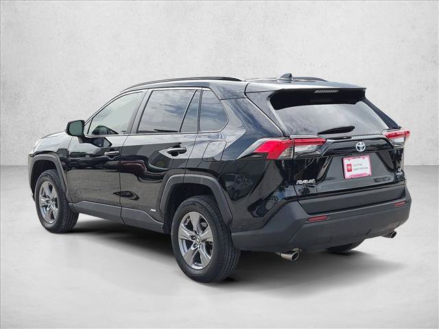 Used 2024 Toyota RAV4 LE AWD/4WD image 8