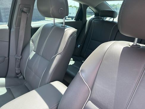 Used 2014 Chevrolet Impala LTZ FWD image 11