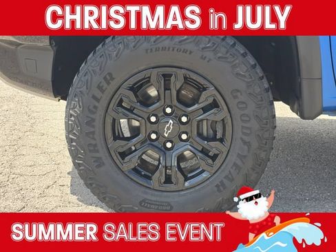 Used 2022 Chevrolet Silverado 1500 ZR2 w/ Technology Package AWD/4WD image 13