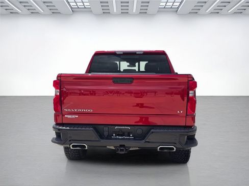 Used 2024 Chevrolet Silverado 1500 LT Trail Boss w/ LT Trail Boss Premium Package AWD/4WD image 4