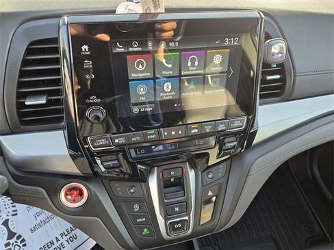 Used 2020 Honda Odyssey Touring image 12