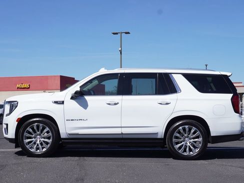 Certified 2021 GMC Yukon Denali w/ Denali Ultimate Package image 2