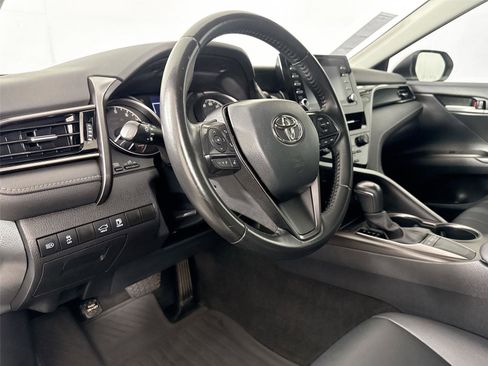 Certified 2023 Toyota Camry SE FWD image 4