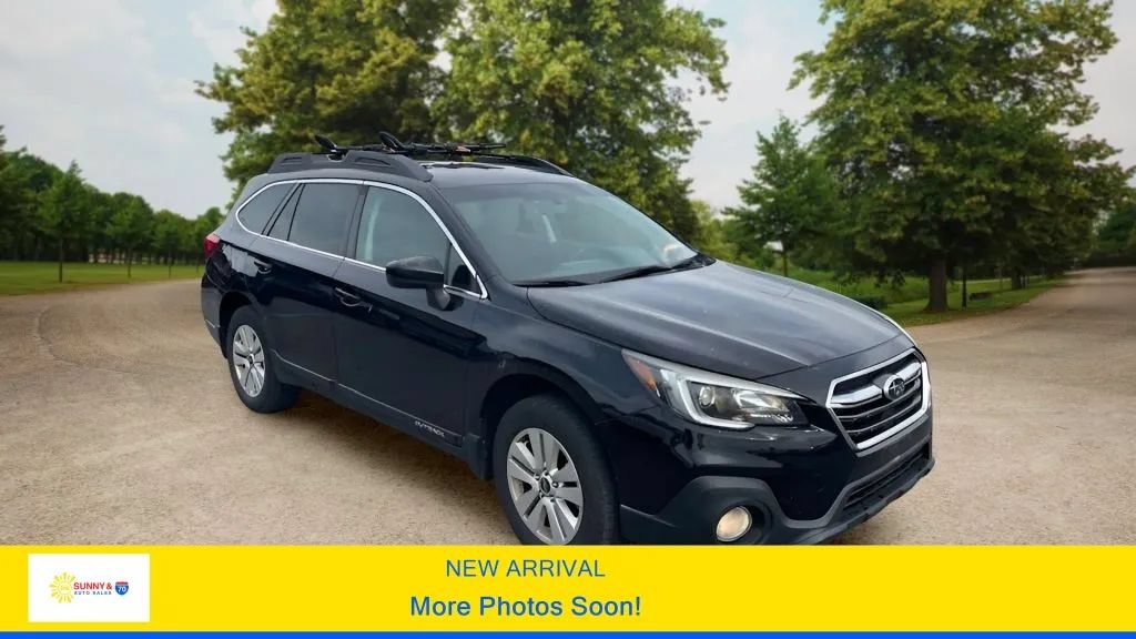 Used 2018 Subaru Outback 2.5i Premium AWD/4WD image 1
