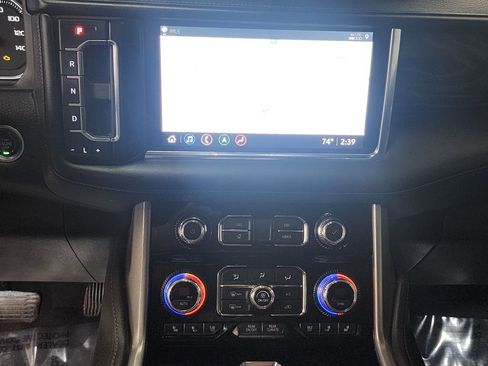 Used 2021 GMC Yukon Denali image 17