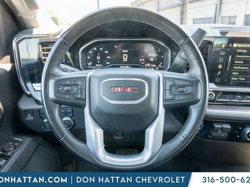 Used 2025 GMC Sierra 1500 SLT AWD/4WD image 6
