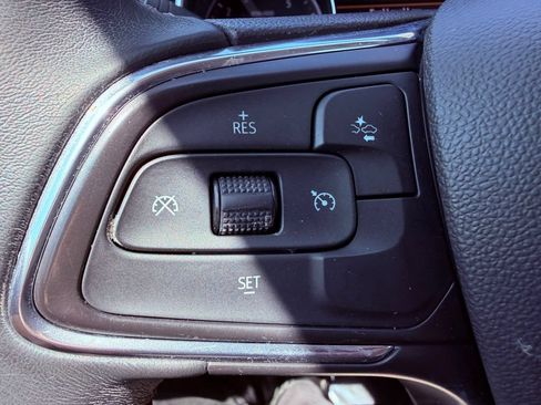 Used 2021 Buick Encore GX Select w/ Sport Touring Package FWD image 20