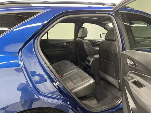 Used 2023 Chevrolet Equinox RS FWD image 15