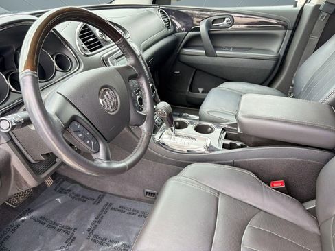 Used 2017 Buick Enclave Leather w/ Enclave Sport Touring Edition FWD image 4