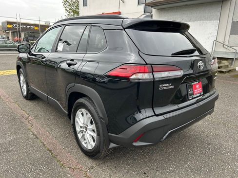 New 2026 Toyota Corolla Cross LE AWD/4WD image 7