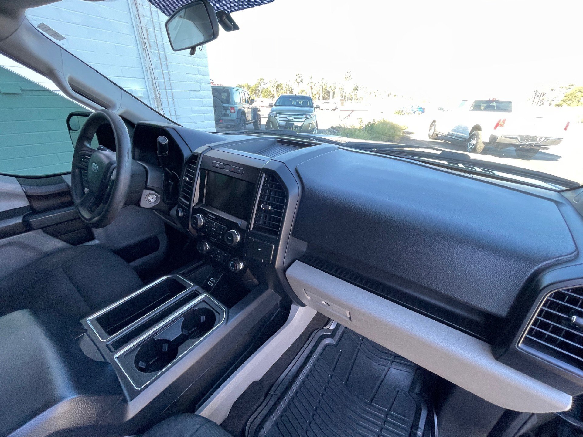 Used 2018 Ford F150 XL w/ Equipment Group 101A Mid AWD/4WD image 27