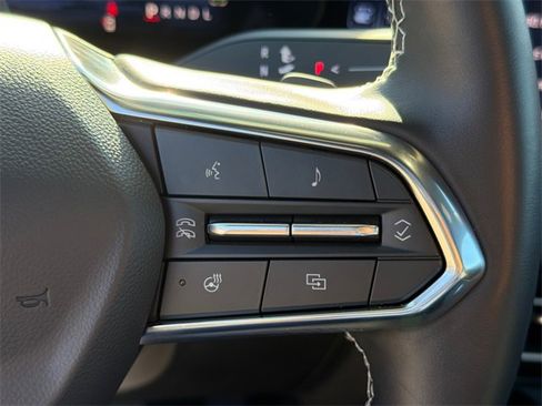 Certified 2024 Chevrolet Traverse Z71 w/ Enhanced Driving Package image 26