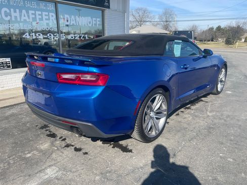 Used 2018 Chevrolet Camaro LT image 3