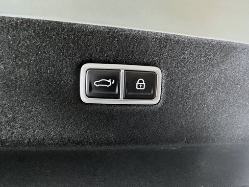 Used 2024 Hyundai Ioniq 6 SEL image 29