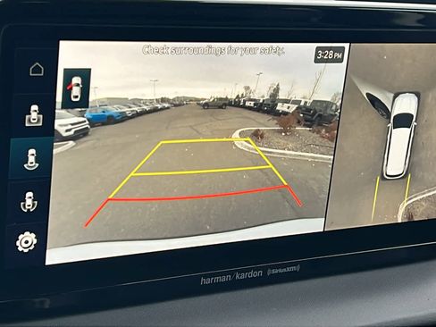 Used 2023 Hyundai Santa Fe Limited w/ Cargo Package image 16