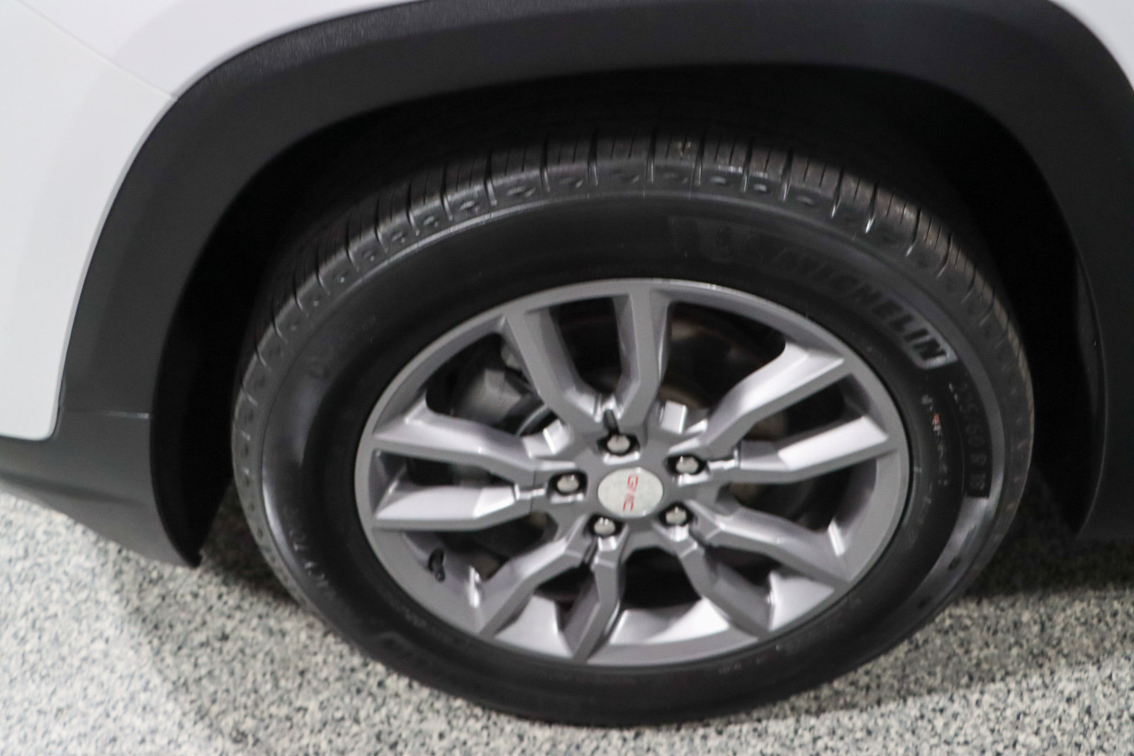 Used 2024 GMC Terrain SLT AWD/4WD image 11