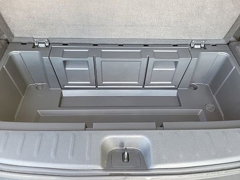 Used 2022 Nissan Pathfinder SV image 38