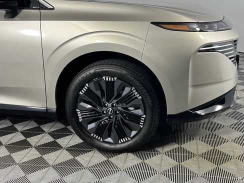 Used 2025 Nissan Murano Platinum w/ Cargo Package image 12